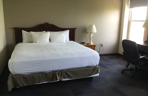 Sault Ste. Marie Hotel | The Hotel Ojibway, Trademark Collection by Wyndham