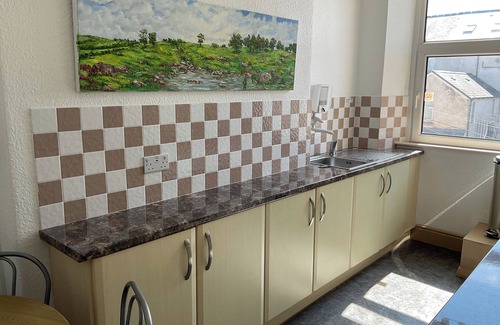 Douglas Apartment | The Hutchinson Apartments - Apartment 3 - double bed