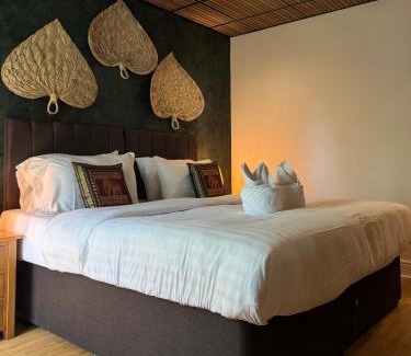 Saundersfoot Hotel | The Imperial Dragon Hotel