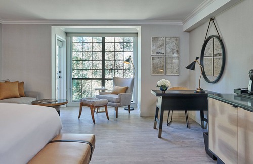 Saratoga Hotel | The Inn at Saratoga, Tapestry Collection by Hilton