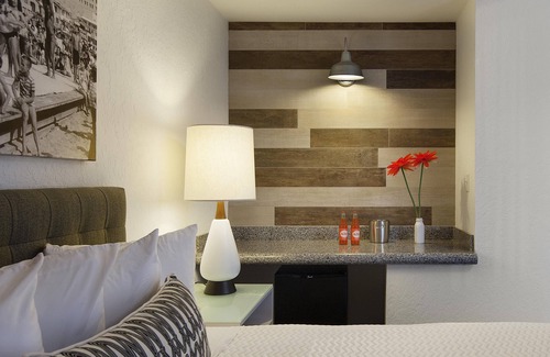 Venice Hotel | The Inn at Venice Beach