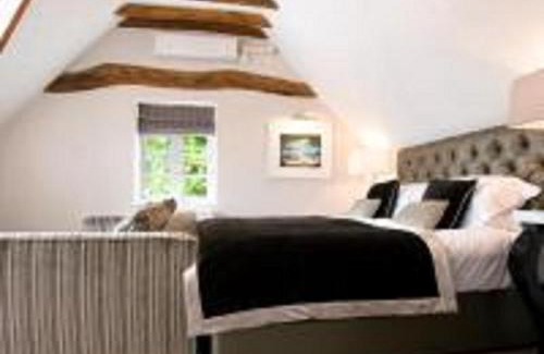 Cookham Dean Hotel | The Inn On The Green