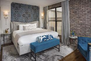 Charlotte Center City Hotel | The Ivey's Hotel
