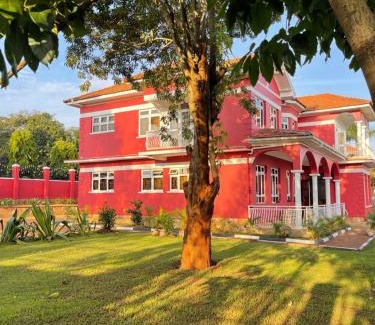 Jinja Bed & Breakfast | The Jewel and the Lake