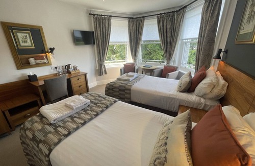 Heswall Hotel | The Jug & Bottle