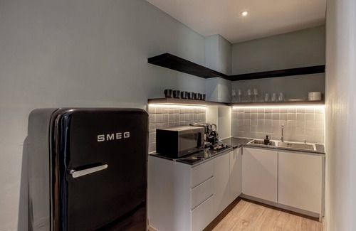 Khlong Ton Sai Apartment | The Lair Bangkok