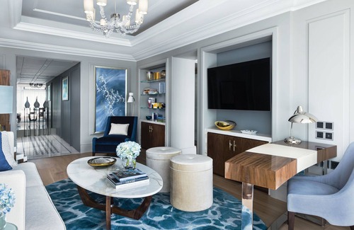 Tsim Sha Tsui Hotel | The Langham, Hong Kong