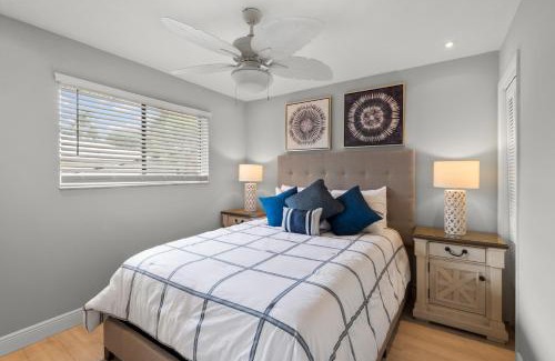 Mid Island Apartment | The Lime Margarita at the Anchorage