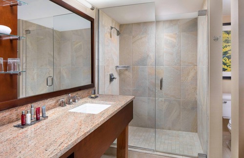 Downtown Lincoln Hotel | The Lincoln Marriott Cornhusker Hotel