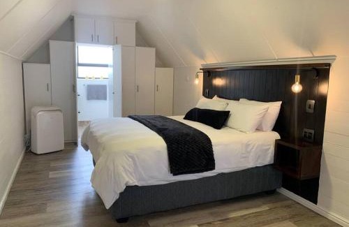 Bredasdorp Apartment | The Loft Bredasdorp - Load Shedding Free