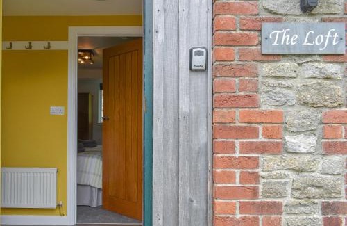 Pulham House | The Loft