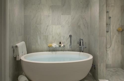 Norma Triangle Hotel | The London West Hollywood at Beverly Hills