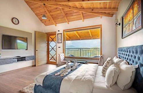 Mukteshwar Ski Chalet | The Lookout - Luxurious Villa at Mukteshwar