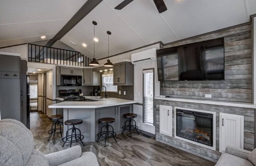 Brill House | The Mallard at Lincolnwood Resort