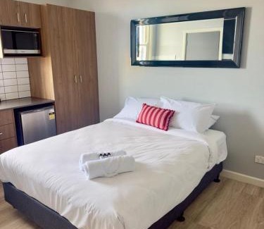 Lambton Hotel | The Mark Stays