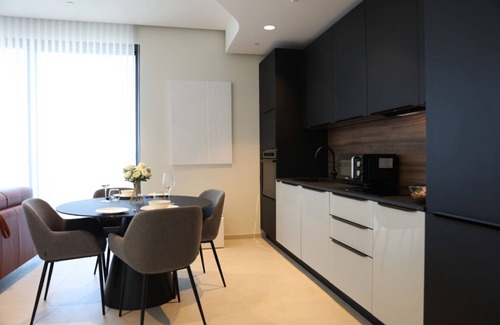 Paceville Apartment | The Mercury Suite with pool