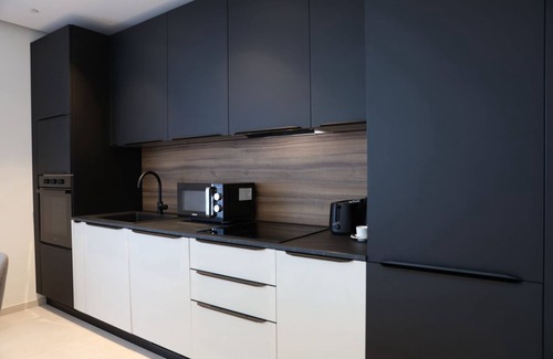 Paceville Apartment | The Mercury Suite with pool
