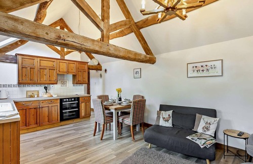Alcester Cottage | The Milking Parlour | Cottage near Stratford-upon-Avon