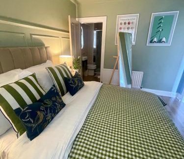 Newcastle House | The Mourne Cottage