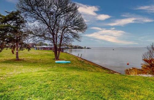 West Livingston House | The Mystic