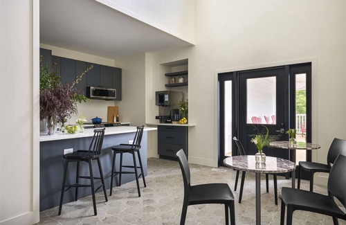 New Buffalo Hotel | The Neighborhood Hotel-New Buffalo