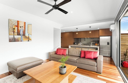 Sorrento House | The Nest - in Sorrento - 750m walk to the Beach!