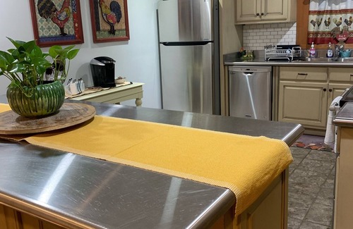 Tuscaloosa House | The Northport House. Close to River Run Park. Family friendly!