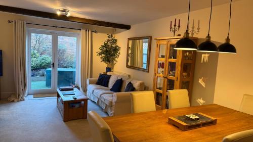 Stratford-upon-Avon House | The Old Coach House