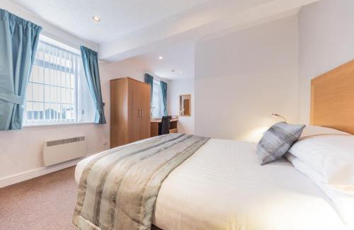 Great Clifton Hotel | The Old Ginn House Inn