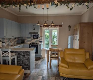 Penrhyn Bay House | The Old Shop Cottage, Llandudno