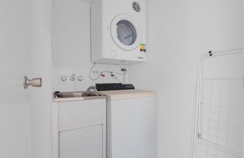 Currimundi Apartment | The Outlook U9/9 Hume Parade