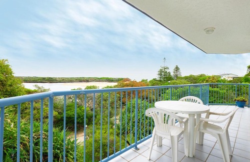 Currimundi Apartment | The Outlook U9/9 Hume Parade