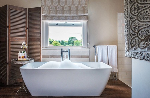 Newmarket Hotel | The Packhorse Inn
