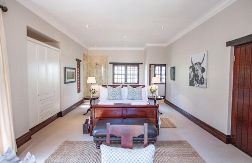 Greater Johannesburg Metropolitan Area House | The Paddocks - Two Bedroom Cottage, Kyalami, Midrand