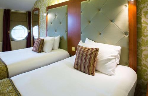 Stretton Hotel | The Park Royal Hotel & Spa