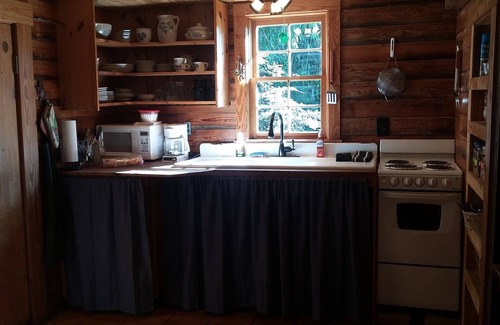 Chelsea Cabin | The Peaceful Retreat Near Birmingham