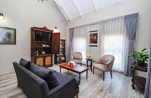 Harare East Hotel | The Peech Boutique Hotel