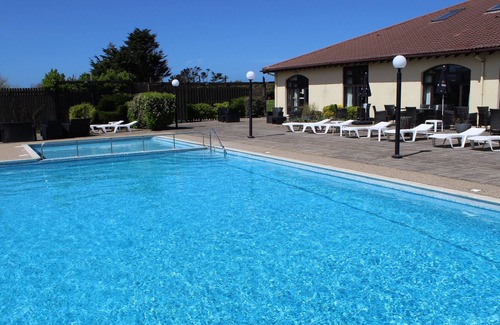 L’Islet Hotel | The Peninsula Hotel