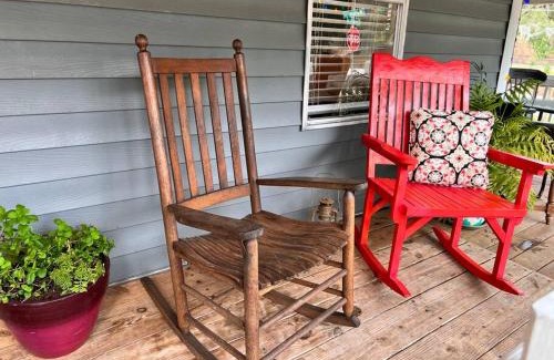 Umatilla House | The perfect Little Cottage for your gateway!