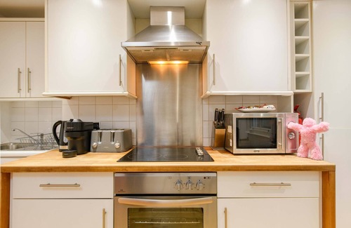 Holborn and Covent Garden Apartment | The Play Pen - Holborn - by Frankie Says