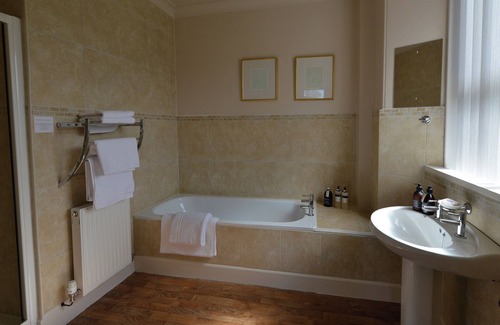 Pitlochry House | The Poplars Guest House