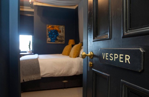 Shepherd's Bush Hotel | The Princess Victoria