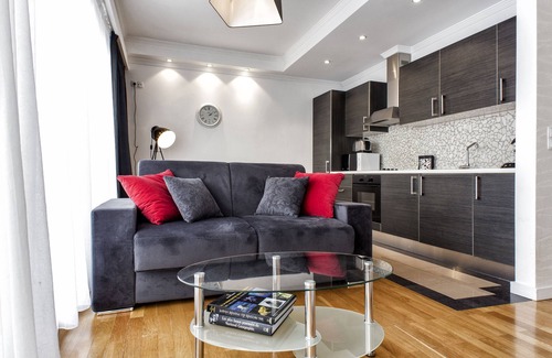 Gare Apartment | The Queen Luxury Apartments - Villa Fiorita