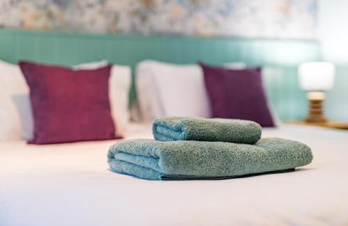Warwick-on-Eden Hotel | The Queens