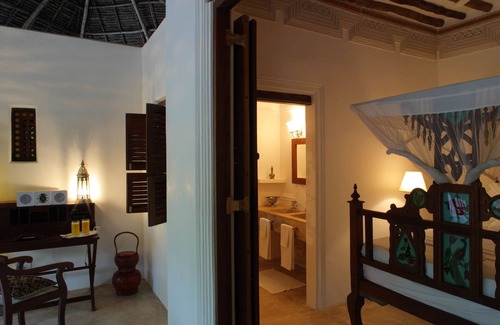 Lamu Cabin | The Red Pepper House