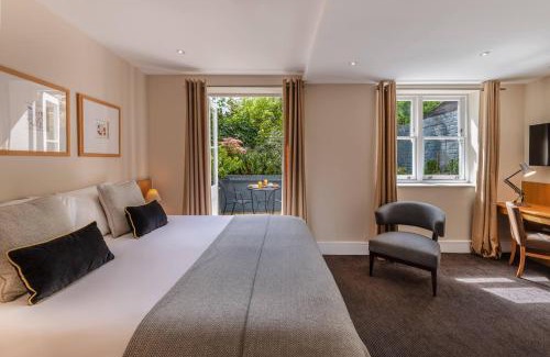 Earl's Court Hotel | The Resident Kensington