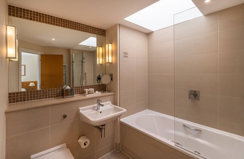 Earl's Court Hotel | The Resident Kensington