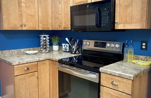 Wooster House | The Reunion and Getaway House! Lovely home where everyone gets their own space!