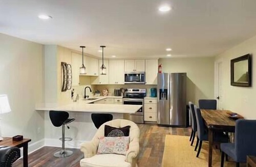 Staunton House | The Revival Room in The Sanctuary! Two Bed Oasis!