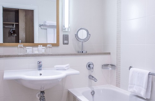 Cork Hotel | The River Lee Hotel